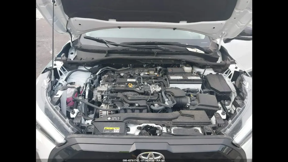 TOYOTA Corolla Cross -