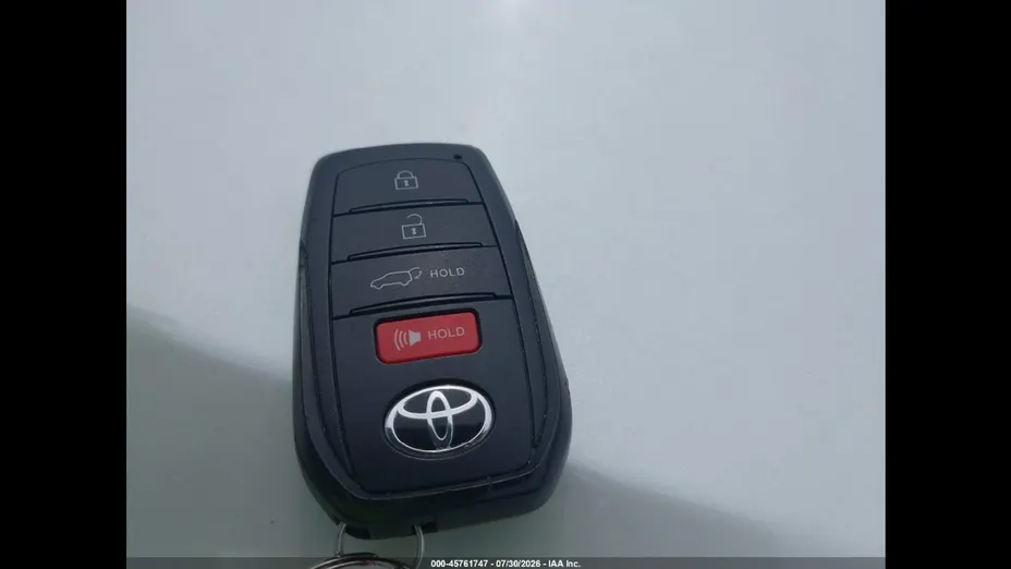 TOYOTA Corolla Cross -