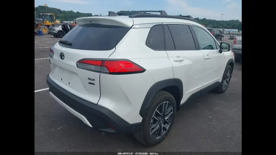 TOYOTA Corolla Cross -