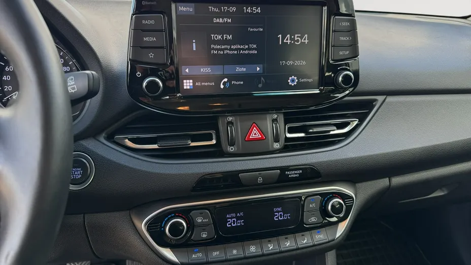 HYUNDAI i30 -