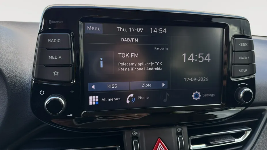 HYUNDAI i30 -