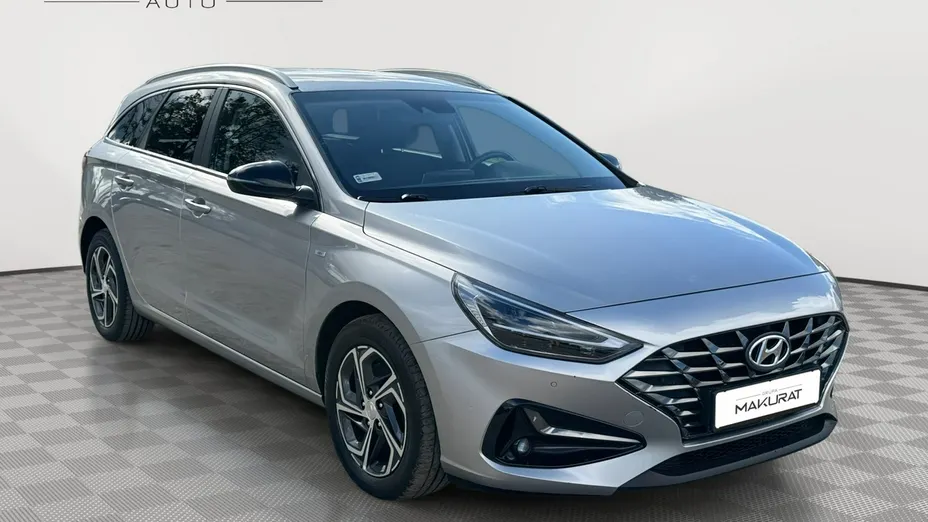HYUNDAI i30 -