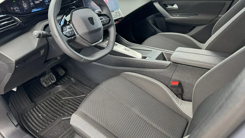 PEUGEOT 308 -