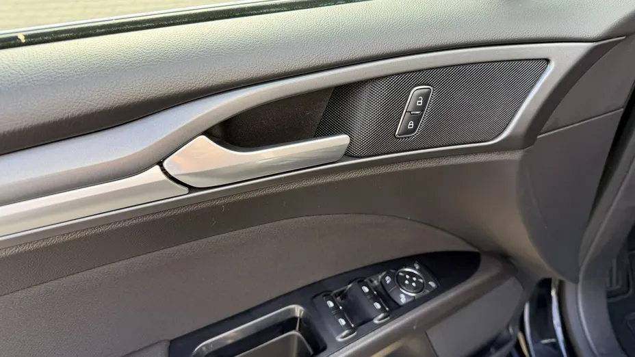 FORD Mondeo -