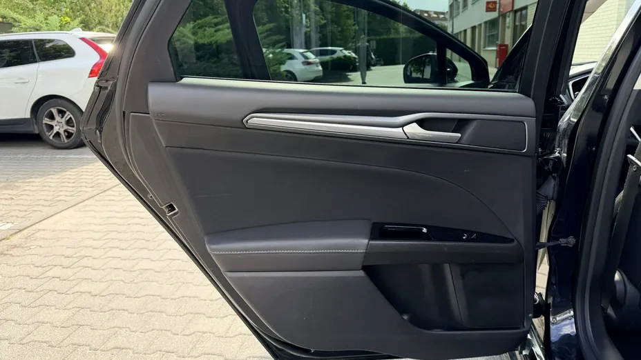 FORD Mondeo -
