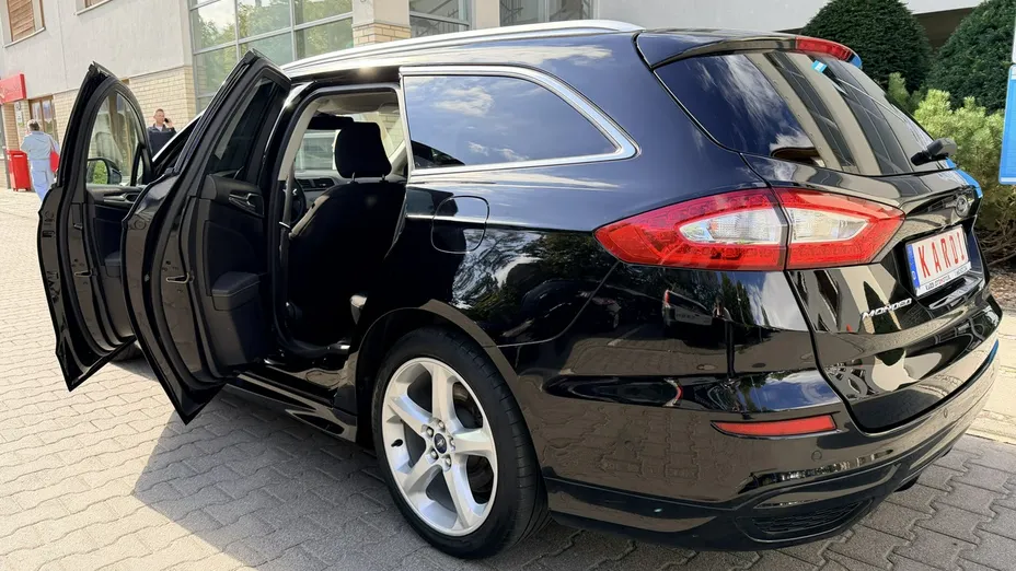 FORD Mondeo -