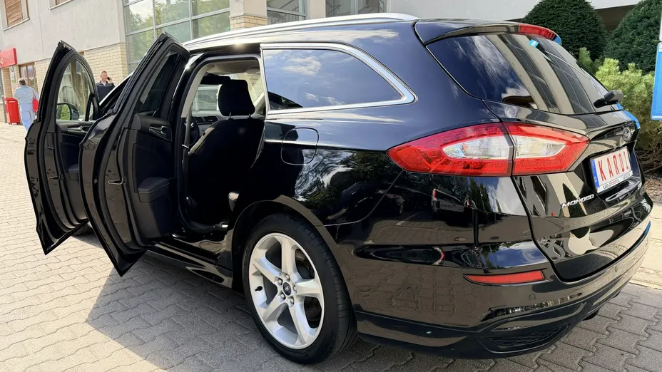 FORD Mondeo -