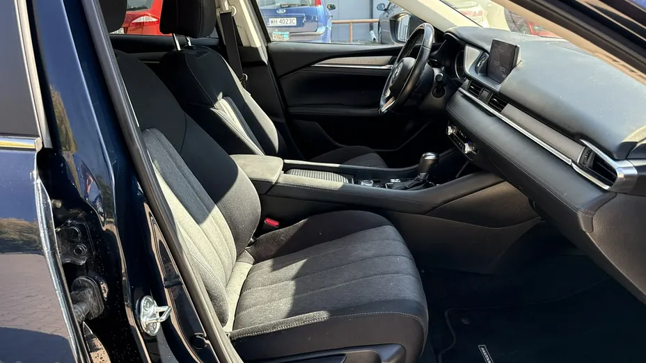 MAZDA 6 -