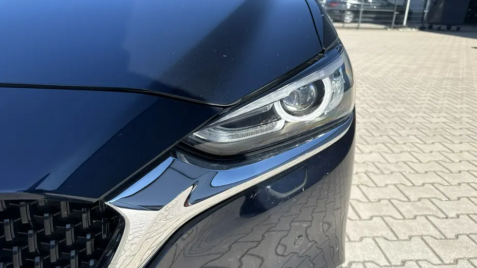 MAZDA 6 -