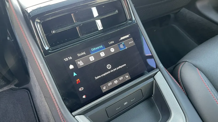 PORSCHE Panamera -
