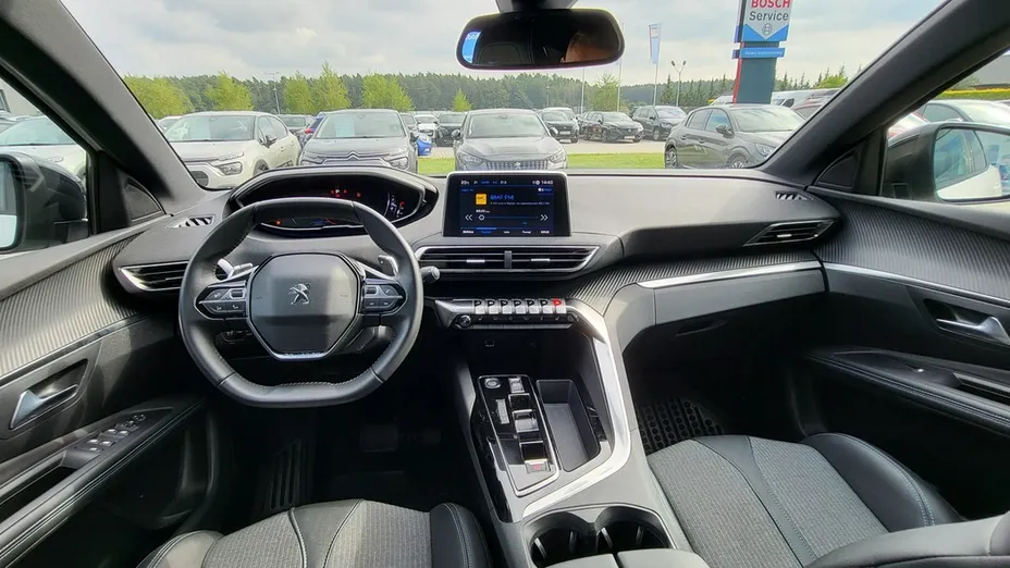 PEUGEOT 3008 -
