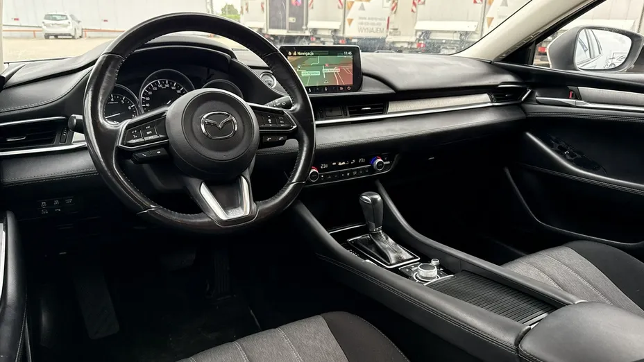 MAZDA 6 -