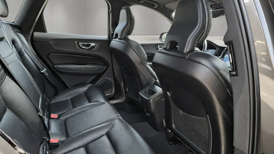 VOLVO XC60 -