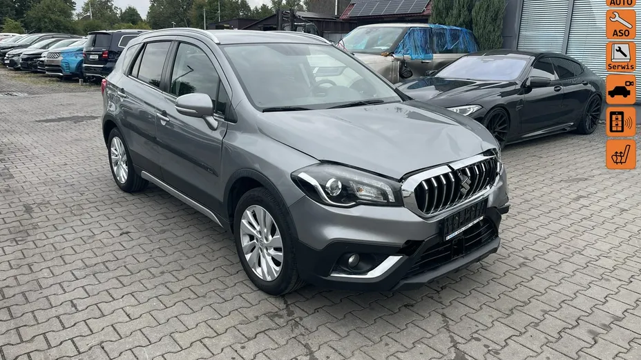SUZUKI S-Cross -