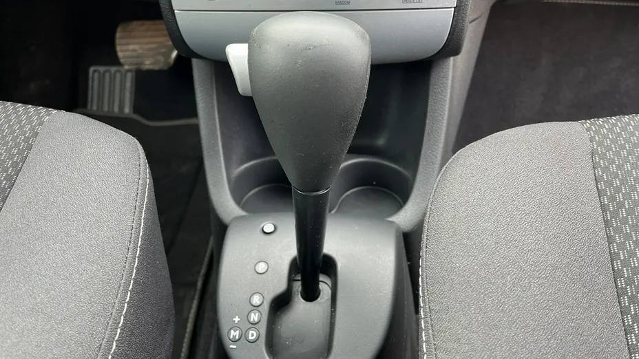 RENAULT Modus -
