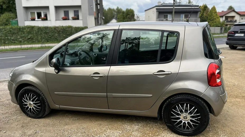 RENAULT Modus -