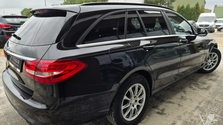 MERCEDES-BENZ C Klasa -