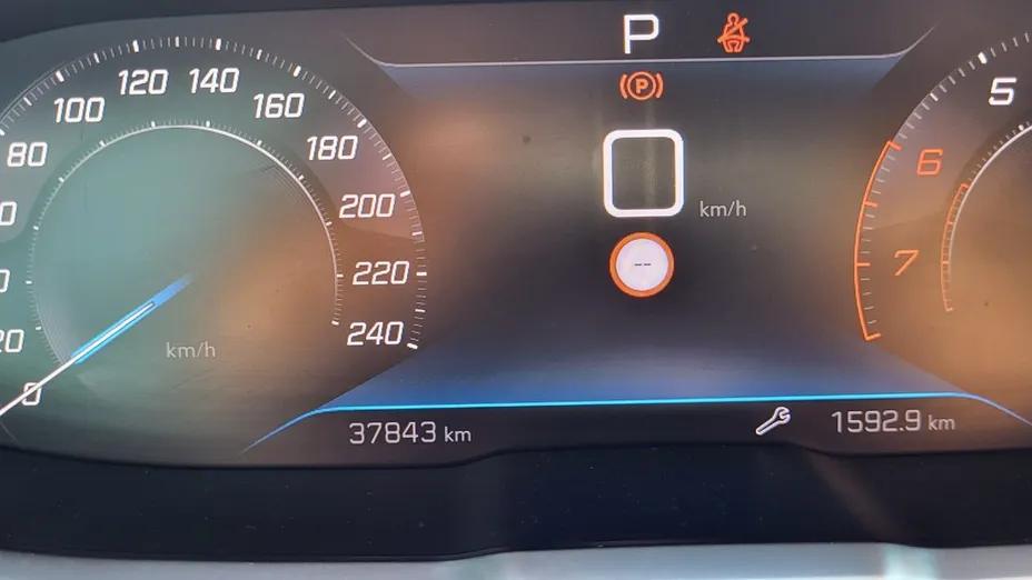 PEUGEOT 3008 -
