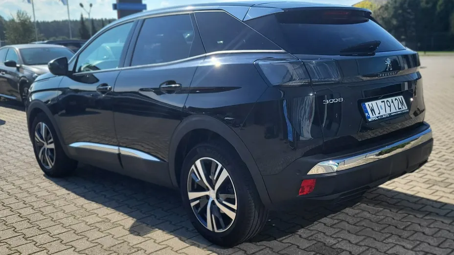PEUGEOT 3008 -