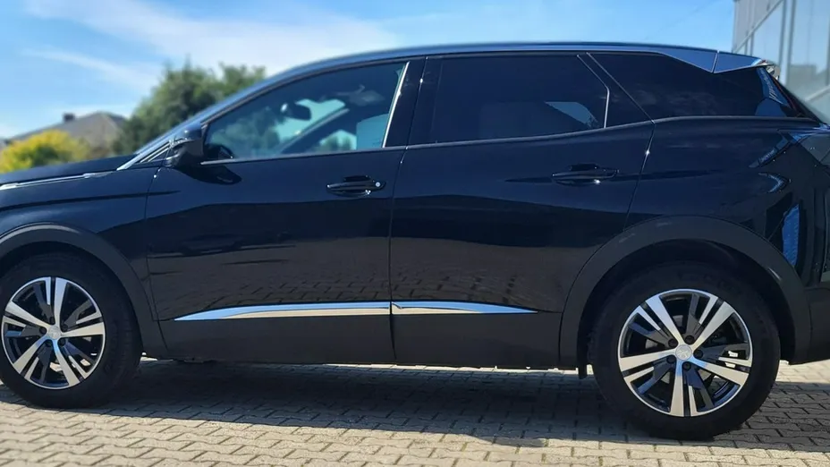 PEUGEOT 3008 -
