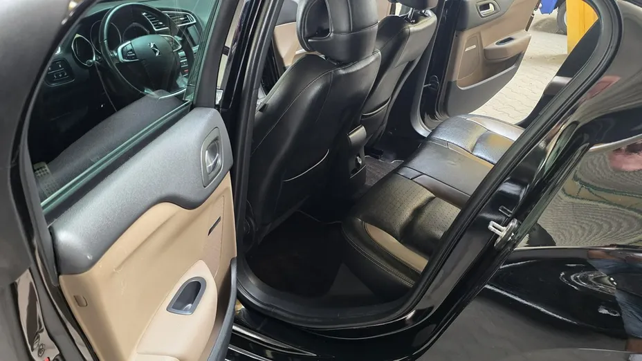 CITROEN DS4 -