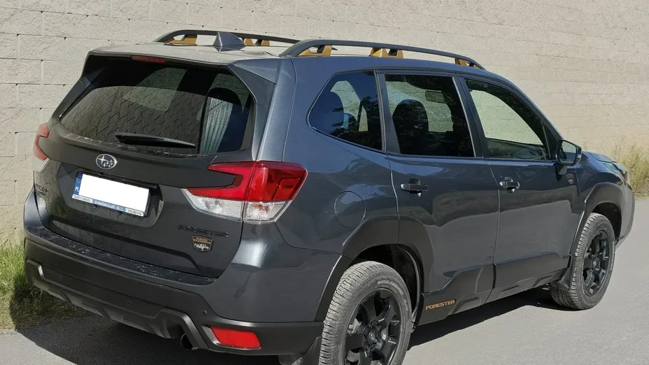 SUBARU Forester -