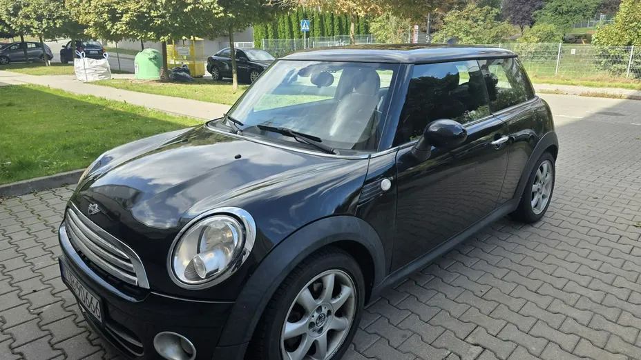 MINI Cooper -