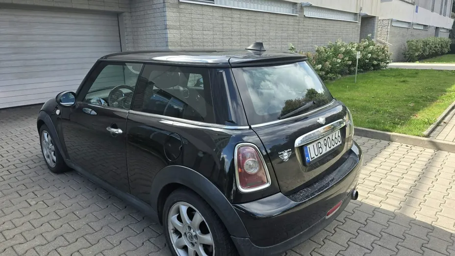 MINI Cooper -