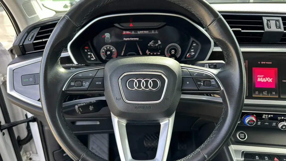 AUDI Q3 -