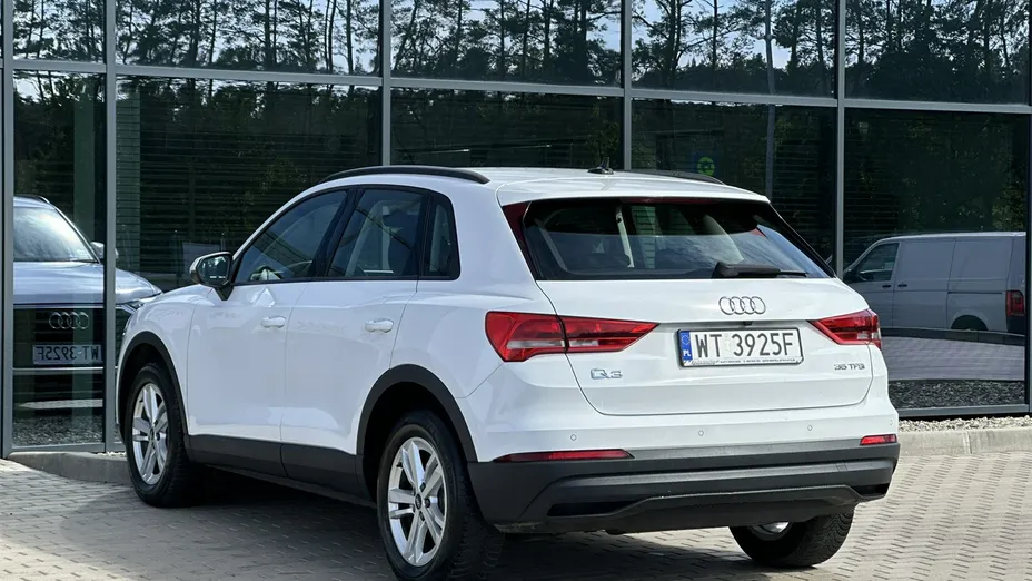 AUDI Q3 -