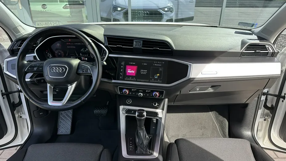 AUDI Q3 -