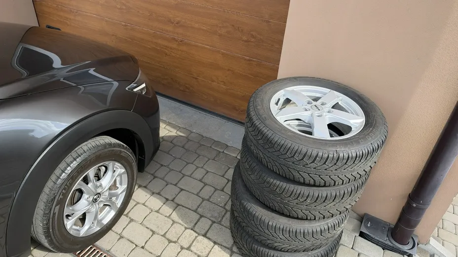 MAZDA CX-3 -