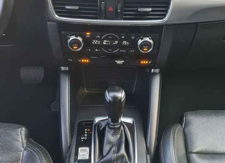 MAZDA CX-5 -