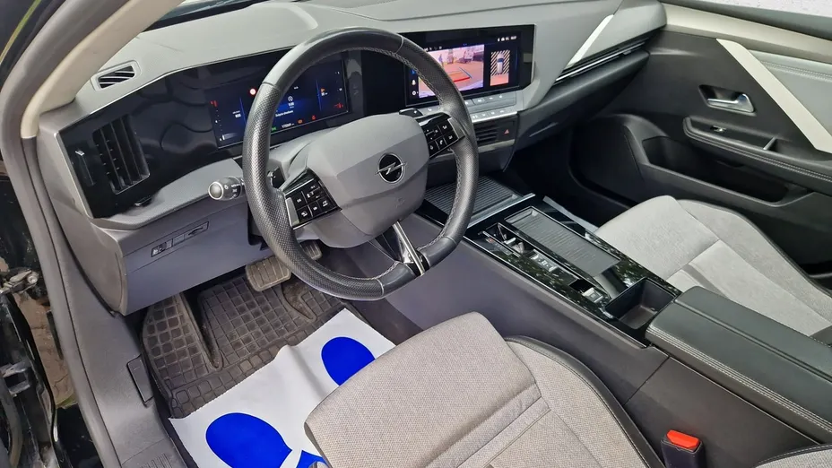 OPEL Astra -
