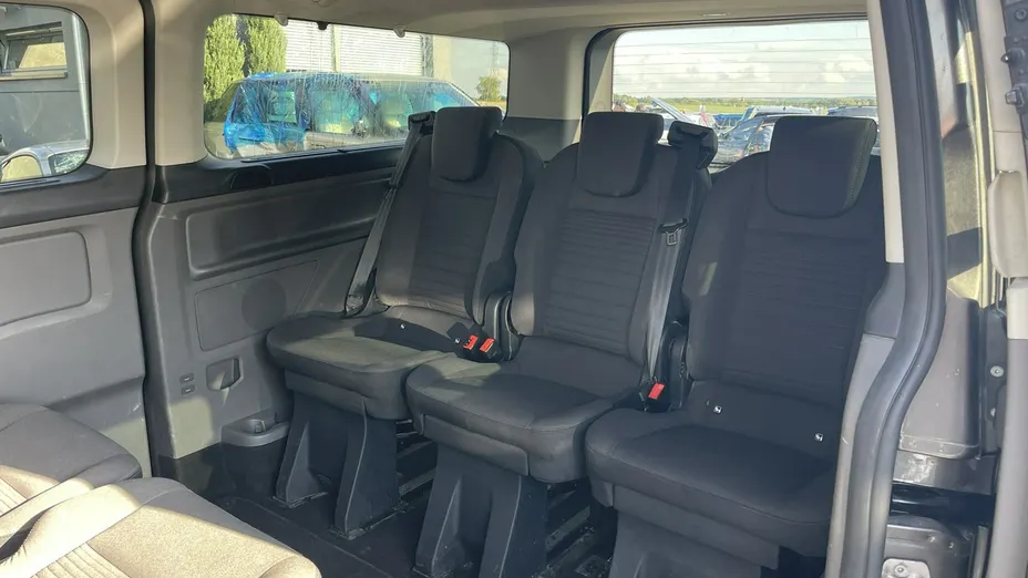 FORD Tourneo Custom -