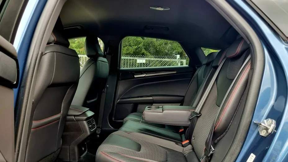 FORD Mondeo -