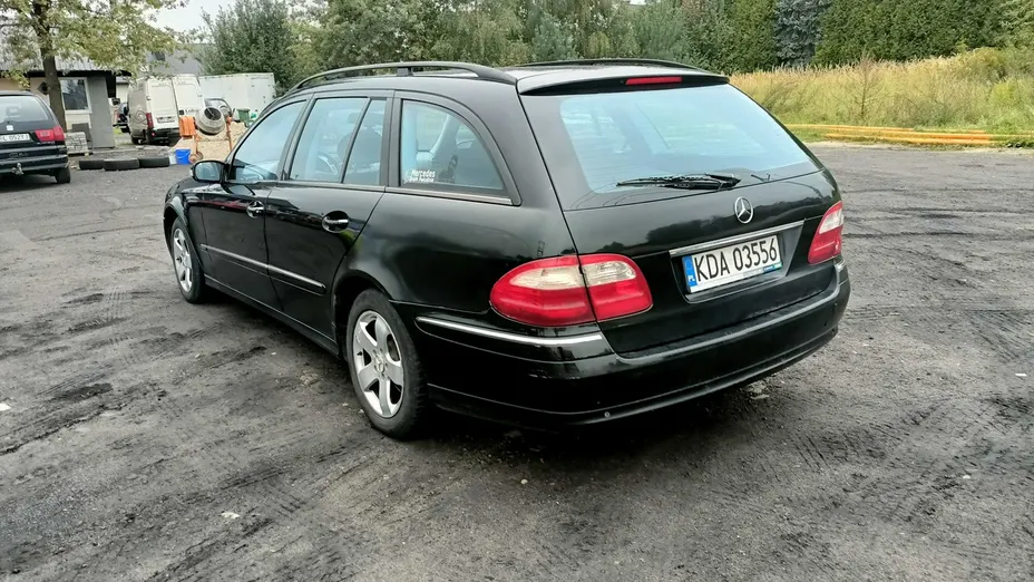 MERCEDES-BENZ E Klasa -