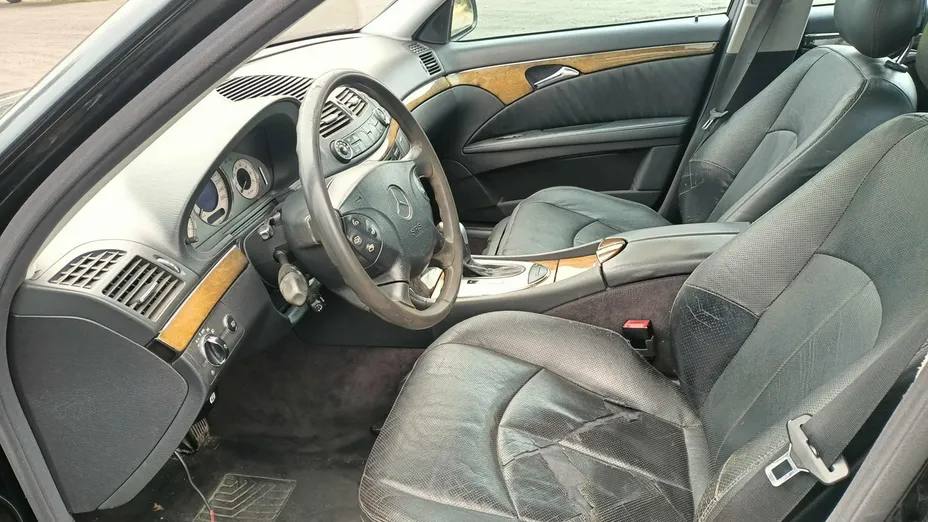 MERCEDES-BENZ E Klasa -