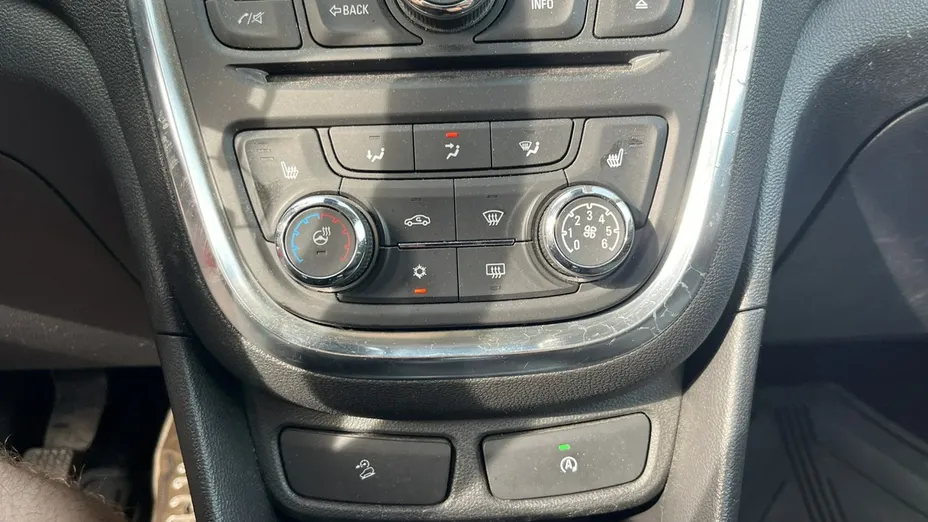 OPEL Mokka -