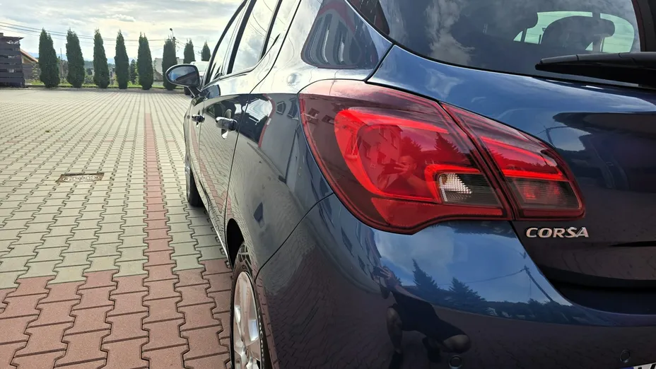 OPEL Corsa -