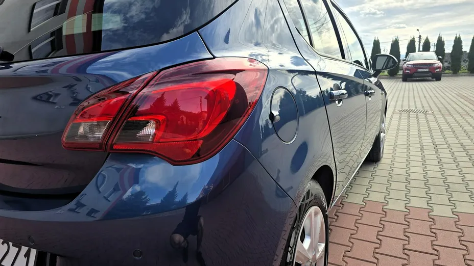 OPEL Corsa -
