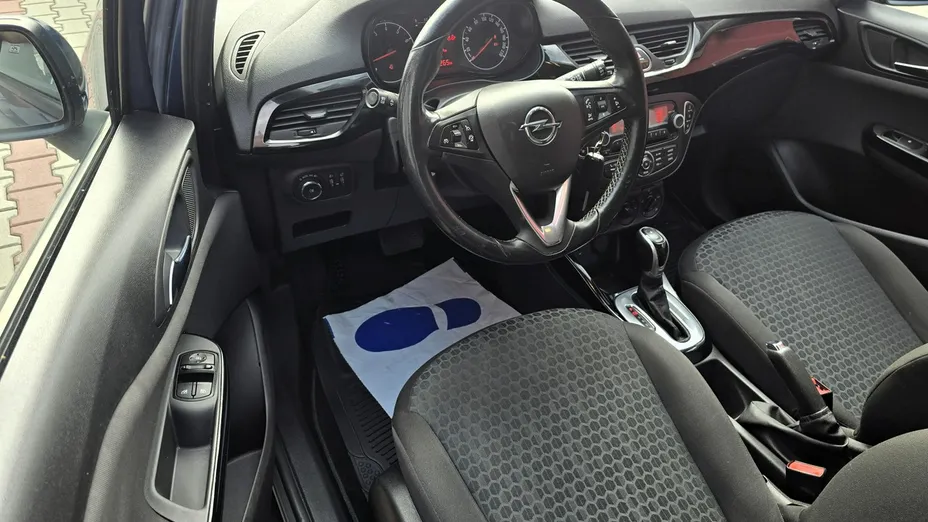 OPEL Corsa -