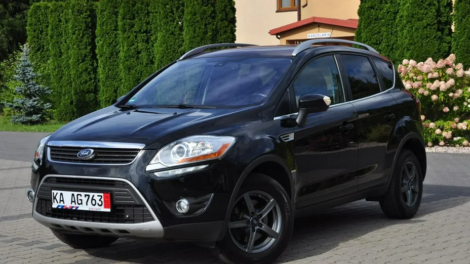 FORD Kuga -