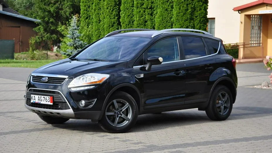 FORD Kuga -