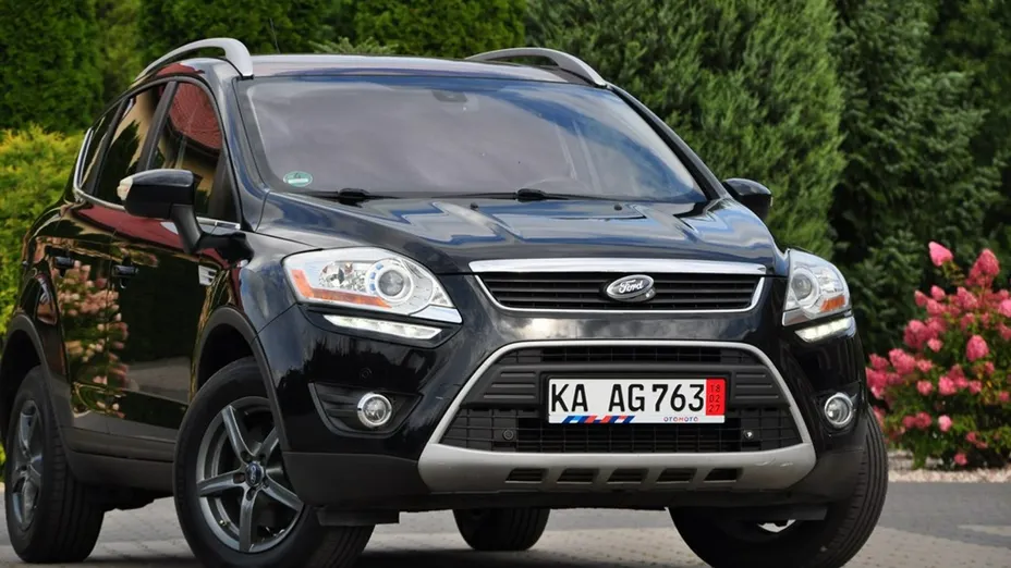 FORD Kuga -