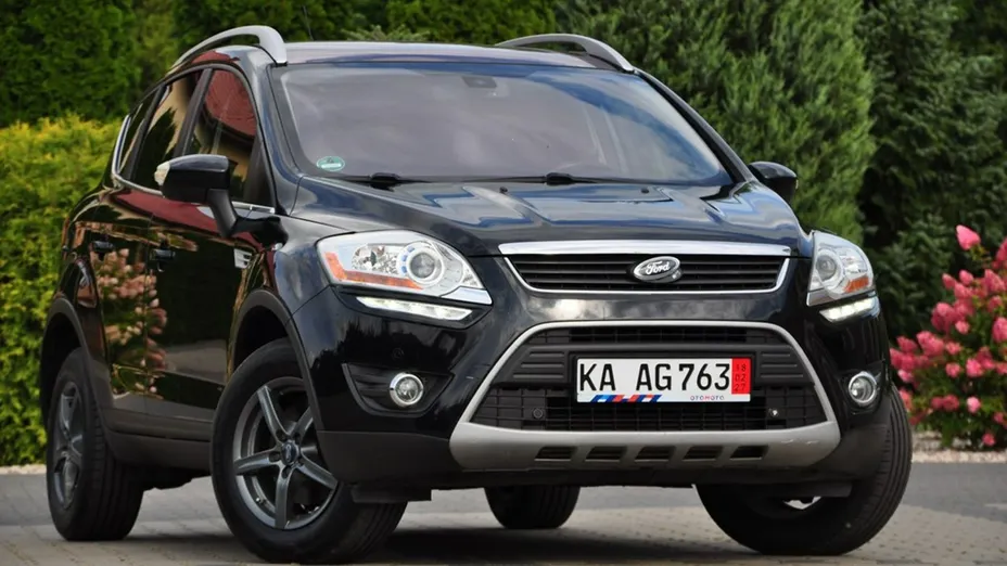 FORD Kuga -