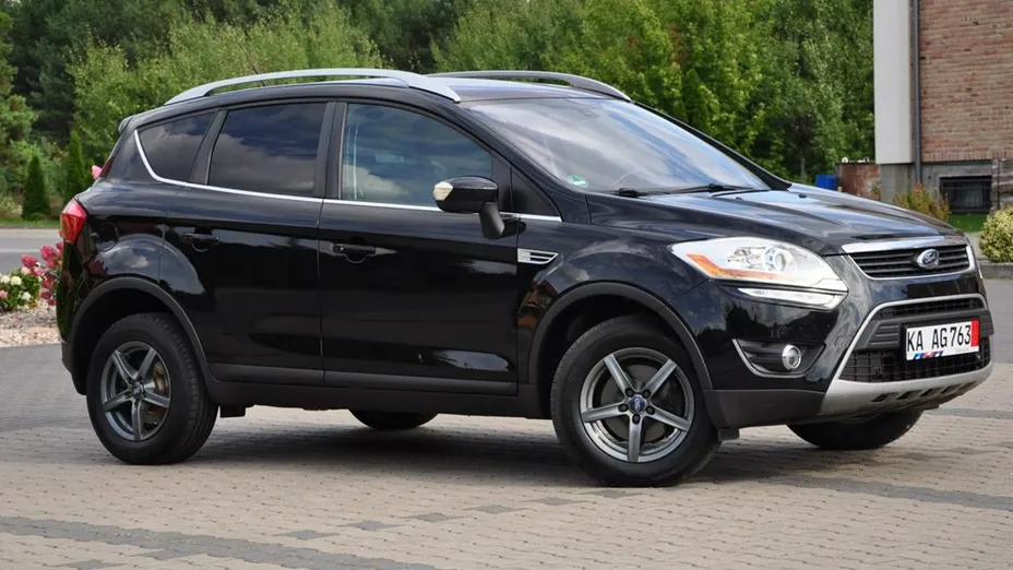 FORD Kuga -
