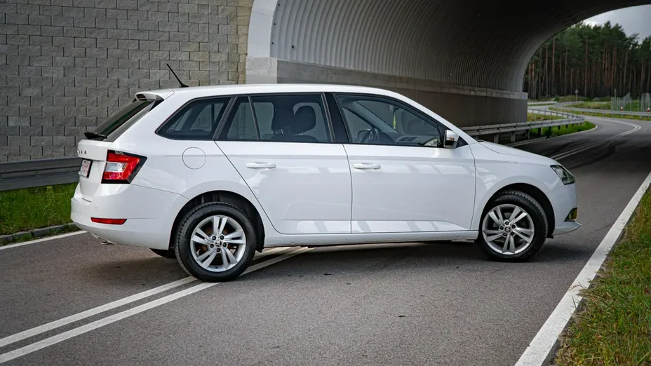 SKODA Fabia -