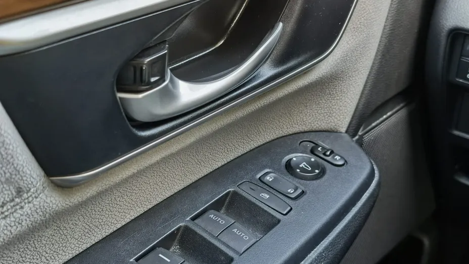 HONDA CR-V -