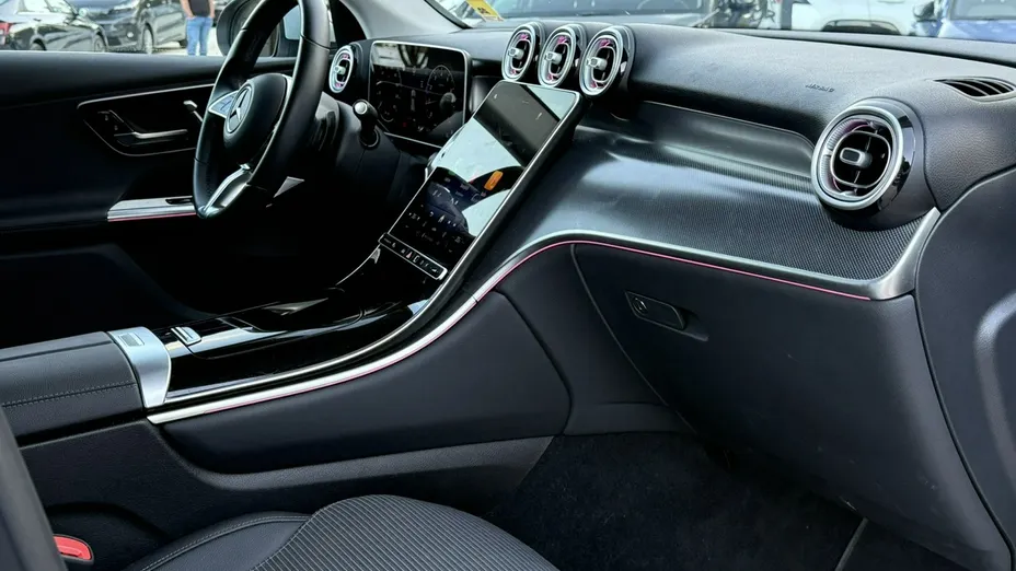 MERCEDES-BENZ GLC -
